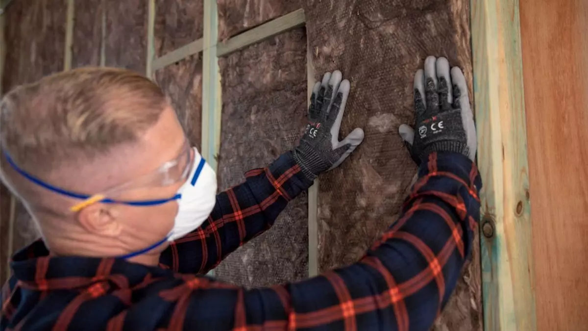 عزل فوم بالخبر